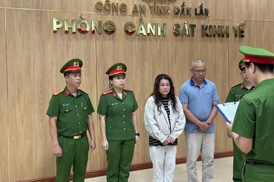 Thứ trưởng Bộ Công an yêu cầu Công an Đắk Lắk mở rộng điều tra vụ phân bón giả hơn 24.000 tấn