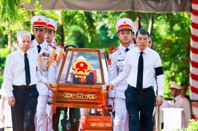 731 hài cốt liệt sĩ được đưa về nơi an nghỉ sau gần 60 năm