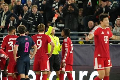Olise bị treo giò vì ném bóng vào mặt đối thủ, Arsenal reo vui