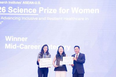 TS. Hà Thị Thanh Hương nhận Giải thưởng Khoa học ASEAN - Hoa Kỳ