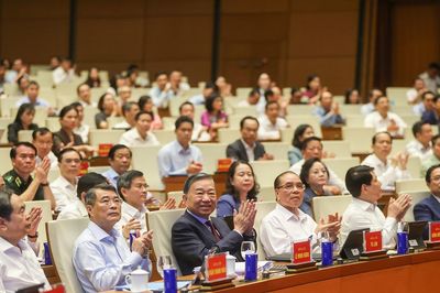 Bộ Chính trị, Ban Bí thư tổ chức hội nghị toàn quốc quán triệt một số nghị quyết