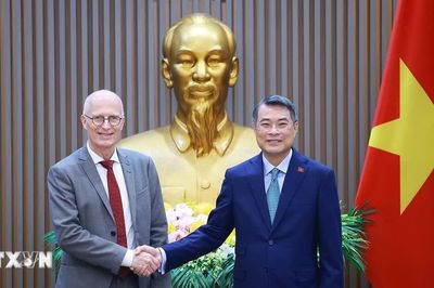Thủ tướng Lê Minh Hưng tiếp Thị trưởng thành phố Hamburg