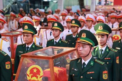 Thành kính truy điệu 731 liệt sĩ tại Công viên Lê Thị Riêng