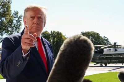 Xung đột ở Trung Đông tăng nhiệt, ông Trump nói Houthi đang cố tình gây rối