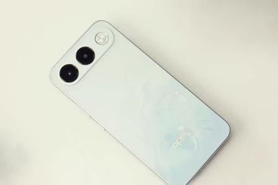 Smartphone độ bền quân đội, pin 8.000mAh, giá hơn 13 triệu đồng tại Việt Nam