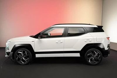 Hyundai trình làng xe SUV hạng B động cơ hybrid, thiết kế hầm hố