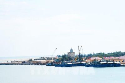 Quảng Trị: Bí thư Tỉnh ủy đôn đốc tiến độ cảng Hòn La