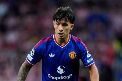 Lisandro Martinez công khai chỉ trích ban lãnh đạo Man Utd sau thất bại trước Atletico Madrid