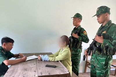 Tây Ninh bắt đối tượng truy nã về ma túy tại cửa khẩu