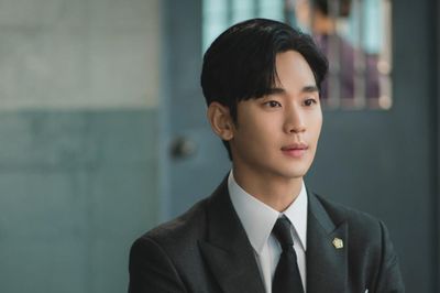 Công ty quản lý Kim Soo Hyun cảnh báo hành vi lan truyền thông tin sai sự thật