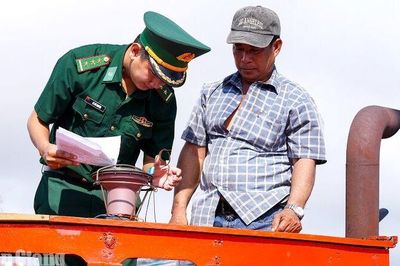Trạm trưởng trẻ tận tụy nơi cửa biển Lình Huỳnh