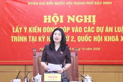 Đoàn đại biểu Quốc hội thành phố Bắc Ninh lấy ý kiến đóng góp vào một số dự án luật