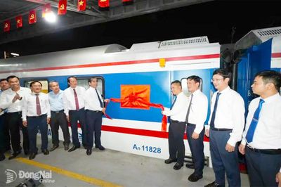 Đưa vào khai thác đoàn tàu chất lượng cao tuyến Sài Gòn - Nha Trang