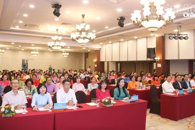 Diễn đàn “Phát huy vai trò của phụ nữ trong kinh tế tập thể thời kỳ chuyển đổi số, chuyển đổi xanh”
