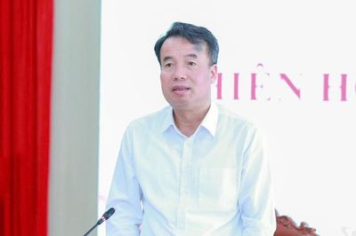 Chủ tịch UBND tỉnh Nguyễn Thế Mạnh: Khen thưởng phải đúng thành tích, thực sự tạo động lực thi đua
