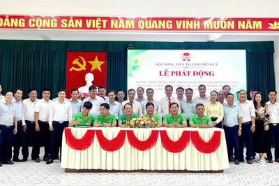 Đồng hành cùng nông dân trên hành trình đổi mới