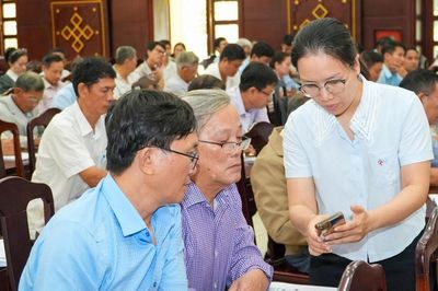 Tập huấn phương pháp rà soát hộ nghèo năm 2026 cho 4 xã phía nam thành phố
