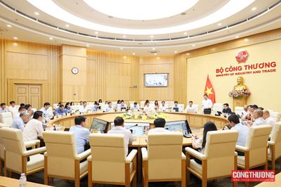 Bộ Công Thương cập nhật kịch bản tăng trưởng, xác định mục tiêu, chỉ tiêu và giao nhiệm vụ Quý IV/2026