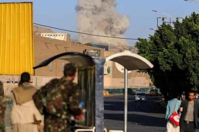 Arab Saudi không kích cơ sở dầu mỏ tại Yemen, Houthi dọa trả đũa