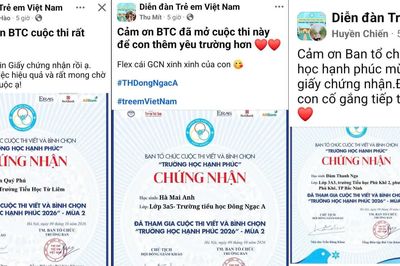 Phụ huynh vui mừng khi con nhận giấy chứng nhận Cuộc thi Viết và Bình chọn Trường học Hạnh phúc 2026