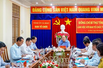 Phát huy bản lĩnh, đổi mới vì sự phát triển của Cà Mau
