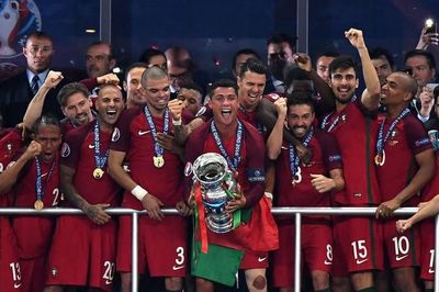 Ronaldo có thể khép lại sự nghiệp bằng màn chia tay hoành tráng bậc nhất