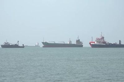 Iran tăng sức ép quân sự tại Eo biển Hormuz