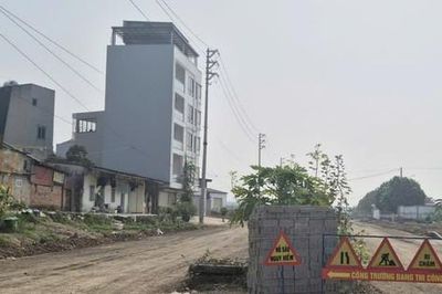 Xã Hoài Đức: Tuyến đường ĐH02 thi công trở lại, người dân bớt nỗi lo