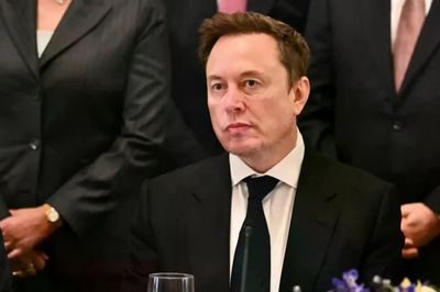 Tỷ phú Elon Musk phản ứng trước cáo buộc của Ukraine đối với SpaceX