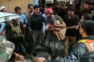Sập mái trường học ở Pakistan khiến ít nhất 34 người thiệt mạng, phần lớn là trẻ em