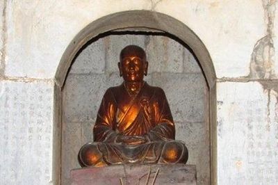 Tuổi trẻ của thiền sư Chuyết Công