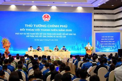Thủ tướng: Thanh niên cần tham gia vào việc xử lý những bài toán lớn của đất nước