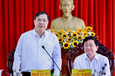 Phó Thủ tướng Thường trực Phạm Gia Túc: Tây Ninh phấn đấu tăng trưởng năm 2026 từ 10,5% trở lên