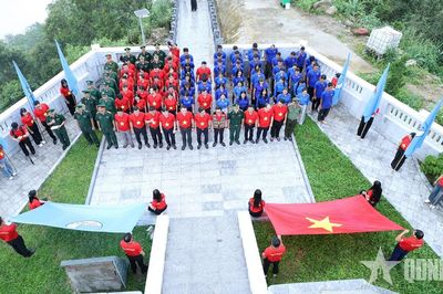 Thanh niên Việt Nam: Tự hào truyền thống, khát vọng vươn lên