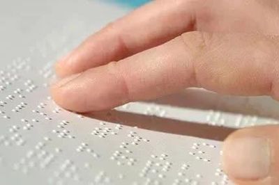 Lần đầu tiên chuẩn hóa quy trình chuyển đổi sách giáo khoa sang chữ nổi Braille