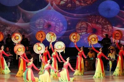 Đề xuất chuyển từ chấp thuận sang thông báo trong tổ chức hoạt động nghệ thuật biểu diễn