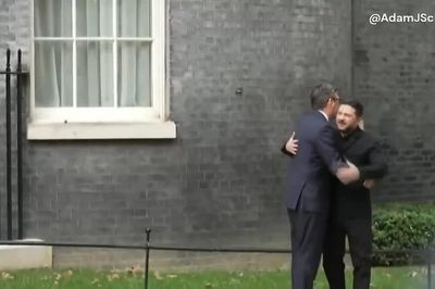 Vương quốc Anh cam kết bổ sung tên lửa cho Ukraine trong chuyến thăm của ông Zelenskyy