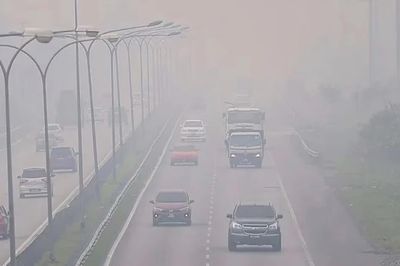 Indonesia xác định hàng trăm nghi phạm trong vụ cháy rừng gây khói mù nghiêm trọng