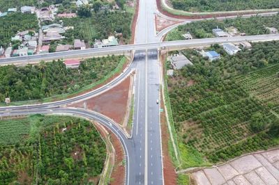 Hơn 1.700 tỷ làm 5 km đường nối cao tốc với sân bay Buôn Ma Thuột