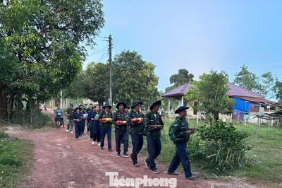 Tìm thấy năm hài cốt liệt sĩ ở Lào, hé lộ thông tin từ bia mộ khắc tên