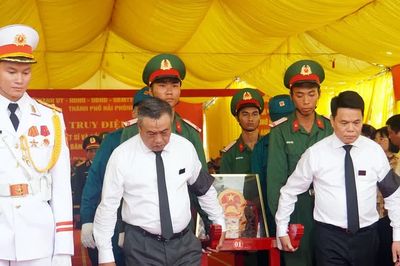 Xúc động lễ an táng 56 liệt sĩ, đồng bào tử nạn ở thành phố Hải Phòng