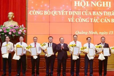 Giám đốc Sở Tài chính làm Chánh Văn phòng Thành ủy Quảng Ninh