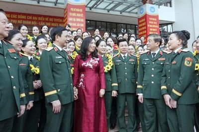 Đại tướng Phan Văn Giang: Không thu hẹp cơ hội cống hiến của phụ nữ Quân đội