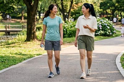 Đi bộ vào thời điểm nào trong ngày tốt nhất cho sức khỏe?