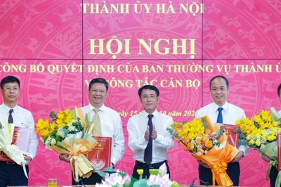 Thành ủy Hà Nội công bố loạt quyết định về công tác cán bộ