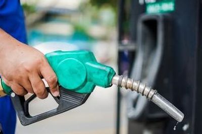 Giá xăng lao dốc, có loại giảm tới hơn 1.200 đồng/lít