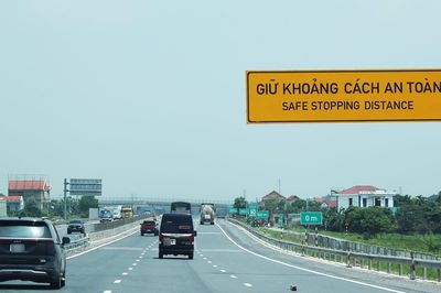 Bộ Xây dựng sẽ thông báo các tuyến cao tốc thí điểm xử phạt vi phạm khoảng cách