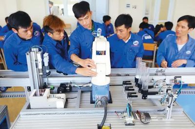 Thủ tướng đối thoại với 300 thanh niên tiêu biểu