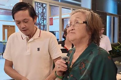 Mẹ NSƯT Hoài Linh đổ bệnh, em trai tiết lộ tình hình hiện tại