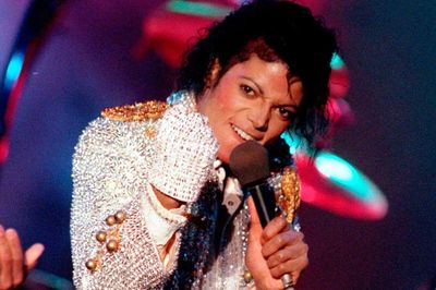Di sản âm nhạc của Michael Jackson tiếp tục 'lên hương'
